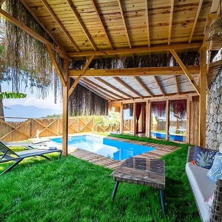 Heaven Faralya Bed & Breakfast *